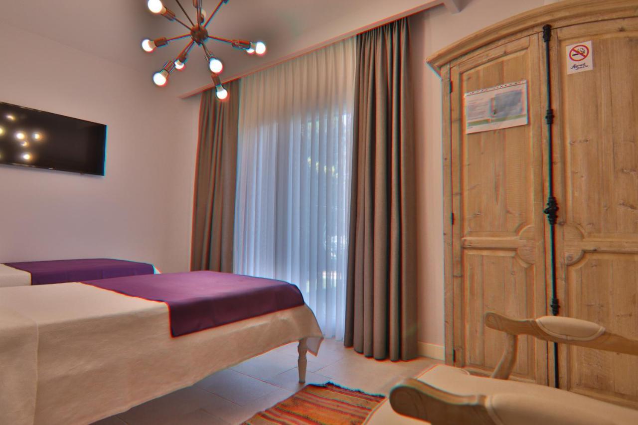 Alacaat Otel Алакати Екстериор снимка