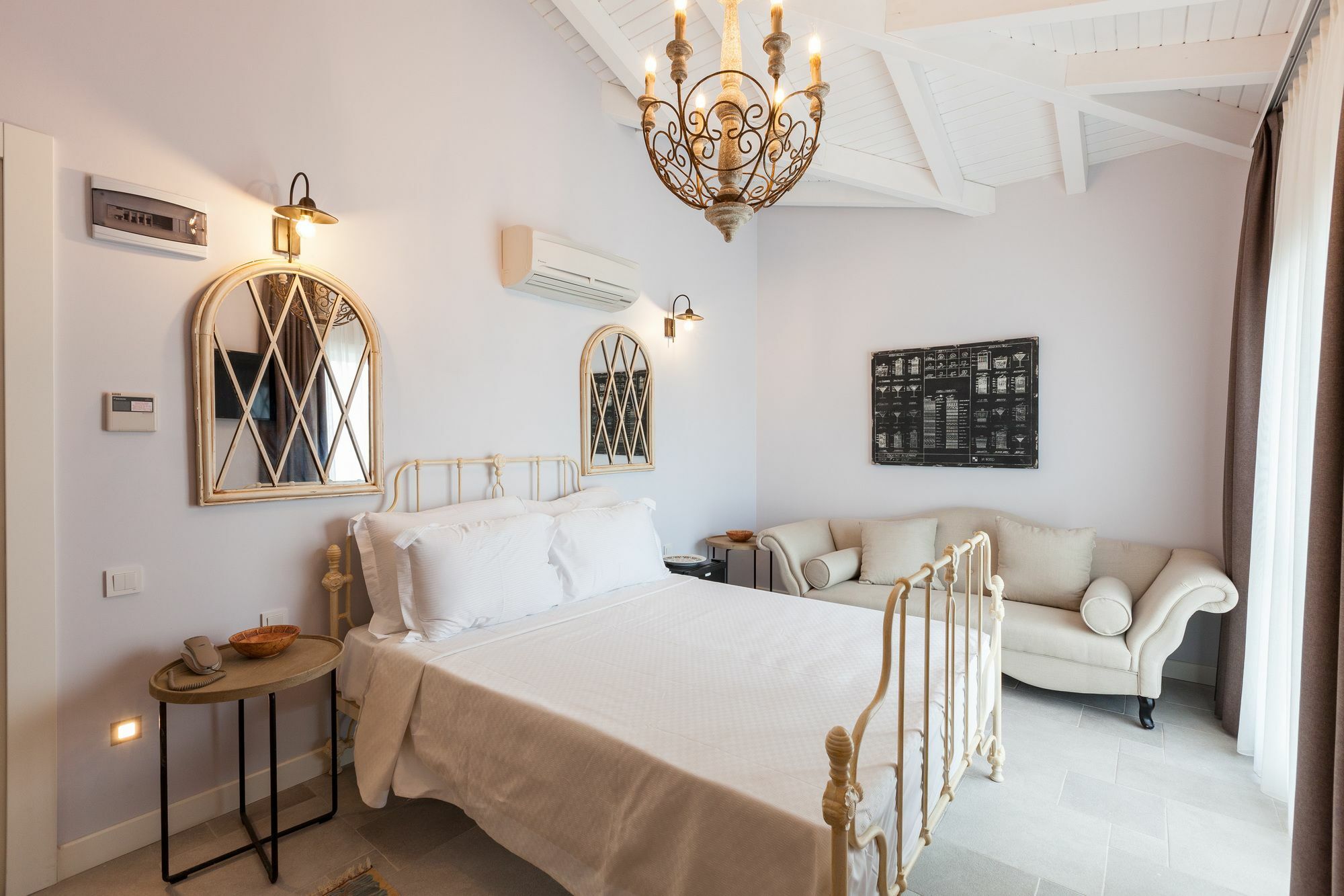 Alacaat Otel Алакати Екстериор снимка