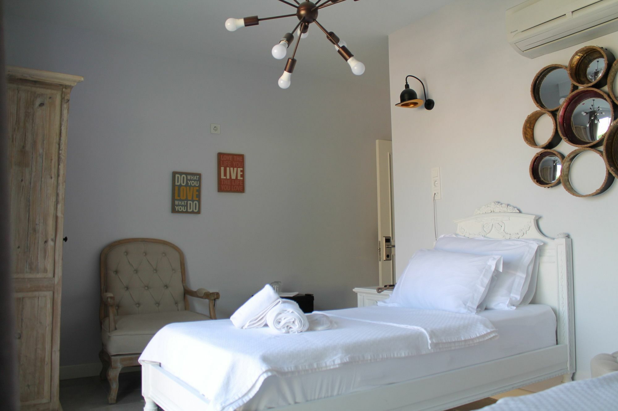 Alacaat Otel Алакати Екстериор снимка